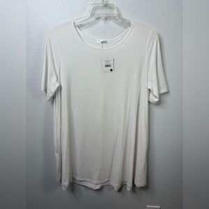 NWT-Mountain Mamas T-Shirt White L/XL